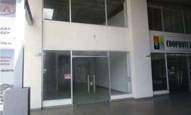 LOCAL COMERCIAL / PLAZA MILLA 8 / CON MEZZANINE / 190M / VACIO