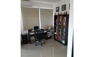 COSTA SUR / VILLA VALENCIA / 369M / 4 HABITACION / 2 NIVELES / PISCINA