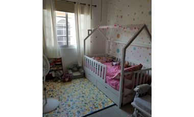 COSTA SUR / VILLA VALENCIA / 369M / 4 HABITACION / 2 NIVELES / PISCINA