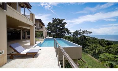 CASA DE LUJO / VERACRUZ / 20,234m2 / 4 HABITACIONES / CON VISTA AL MAR