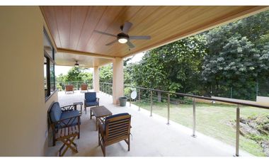 CASA DE LUJO / VERACRUZ / 20,234m2 / 4 HABITACIONES / CON VISTA AL MAR