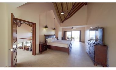 CASA DE LUJO / VERACRUZ / 20,234m2 / 4 HABITACIONES / CON VISTA AL MAR