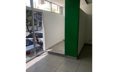 OFICINA / CALLE 50 / EDIFICIO LABORATORIOS CLNICOS DE SEDAS / 65M