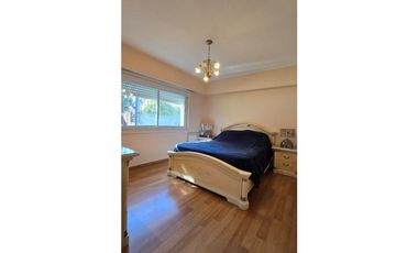 Chalet en Venta. Zona Guemes. sobre lote de 925 Metros.