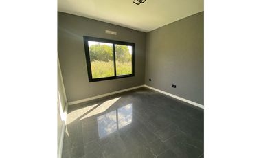 CASA EN VENTA EN COSTA ESMERALDA-RESIDENCIAL I 653