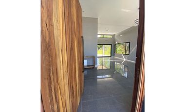 CASA EN VENTA EN COSTA ESMERALDA-RESIDENCIAL I 653