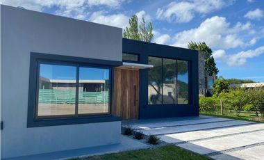 CASA EN VENTA EN COSTA ESMERALDA-RESIDENCIAL I 653