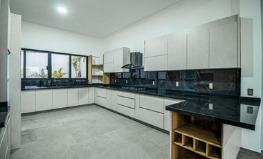 Casa en Privada en Burgos Temixco - M2AI-911-Cp