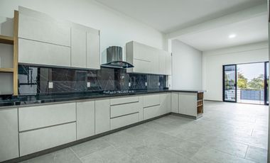 Casa en Privada en Burgos Temixco - M2AI-911-Cp