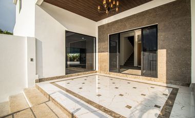 Casa en Privada en Burgos Temixco - M2AI-911-Cp