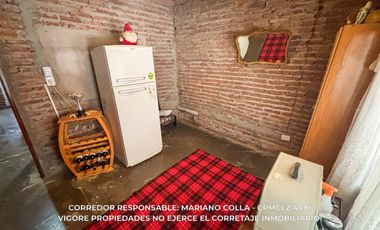 Casa en venta c/ cochera en Luis Guillón