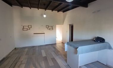 Departamento Tipo Casa en alquiler en Merlo Norte
