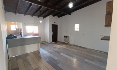 Departamento Tipo Casa en alquiler en Merlo Norte