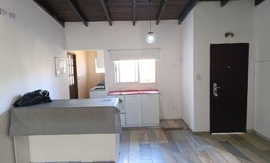 Departamento Tipo Casa en alquiler en Merlo Norte