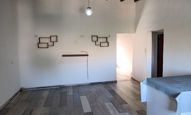 Departamento Tipo Casa en alquiler en Merlo Norte