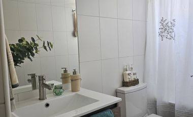 VENDO DEPARTAMENTO 2DORMITORIOS SEMINUEVO EN VIÑA DEL MAR