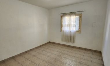 Casa PH en alquiler en Caseros