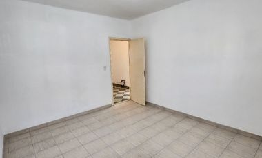 Casa PH en alquiler en Caseros