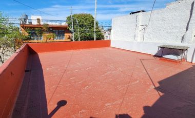 Casa PH en alquiler en Caseros