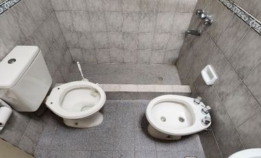 Casa PH en alquiler en Caseros