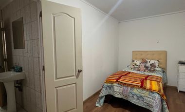 Casa en venta en LA GRANJA