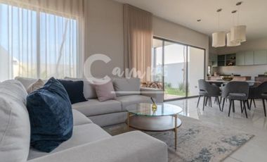 Casa de 2 pisos, 3 recamaras en privada en Conkal Yucatan  Entrega inmediata