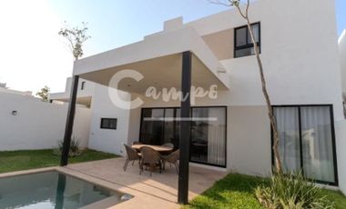 Casa de 2 pisos, 3 recamaras en privada en Conkal Yucatan  Entrega inmediata