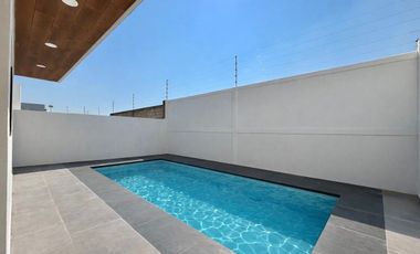 Casa en venta fraccionamiento lomas del dorado, veracruz.