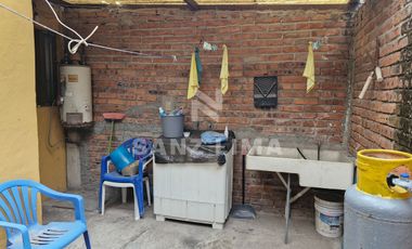 ALAMOS: Acogedor hogar de dos recamaras, ambas con closet.