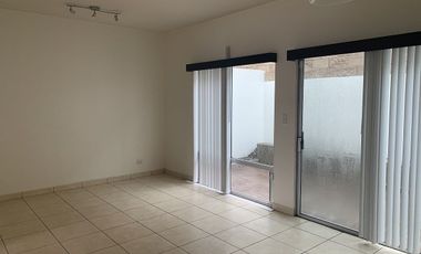 CASA EN RENTA PRIVADA COTO UNO - Chapultepec Tijuana