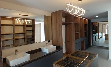 Bonita Casa Nueva en Renta . 4 recámaras, 1 en PB.. Lomas de Angelopolis.