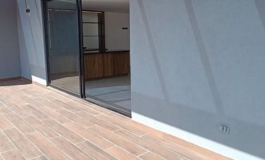 Bonita Casa Nueva en Renta . 4 recámaras, 1 en PB.. Lomas de Angelopolis.