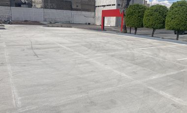 Se RENTA magnifico TERRENO sobre Av. ERMITA Iztapalapa. 150 m2.