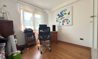 CASA FAMILIAR CON PISCINA EN EXCLUSIVO SECTOR DE LA FLORIDA