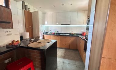 CASA FAMILIAR CON PISCINA EN EXCLUSIVO SECTOR DE LA FLORIDA