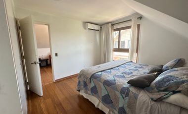 CASA FAMILIAR CON PISCINA EN EXCLUSIVO SECTOR DE LA FLORIDA