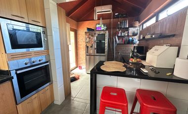 CASA FAMILIAR CON PISCINA EN EXCLUSIVO SECTOR DE LA FLORIDA