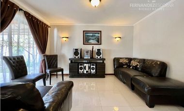 RINCONADA - VENDE CASA DOS PISOS 4D 4B PISICNA - COND. EL GOLF