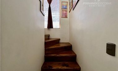 RINCONADA - VENDE CASA DOS PISOS 4D 4B PISICNA - COND. EL GOLF