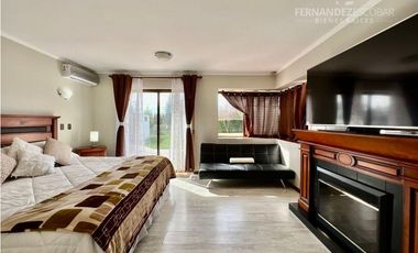 RINCONADA - VENDE CASA DOS PISOS 4D 4B PISICNA - COND. EL GOLF