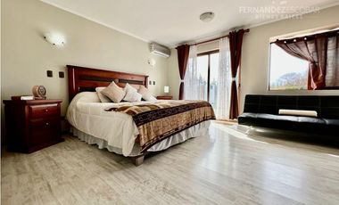 RINCONADA - VENDE CASA DOS PISOS 4D 4B PISICNA - COND. EL GOLF