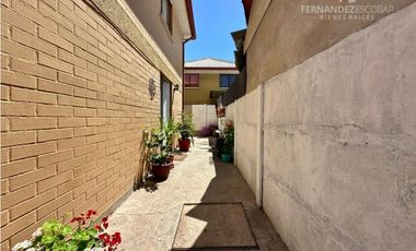 LOS ANDES - VENDE CASA 3D 1B - VILLA LOS ACACIOS