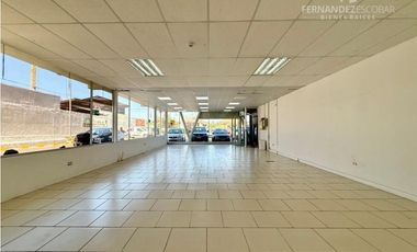 LOS ANDES - ARRIENDA LOCAL COMERCIAL 127 M2 STRIP CENTER