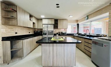 RINCONADA - VENDE CASA 6D 4B PISCINA - SAN MARTIN