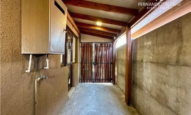 SAN ESTEBAN - VENDE CASA 5D 3B PISCINA - COND. ALTO SAN ESTEBAN