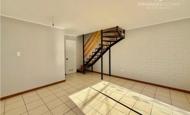 CALLE LARGA - VENDE CASA 3D 1B 2 PISOS - JARDINES DE CALLE LARGA