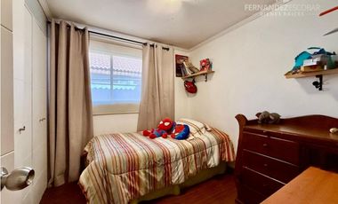 SAN ESTEBAN - VENDE CASA 3D 2B 2E - COND. LOS SOLARES