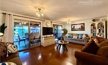 SAN ESTEBAN - VENDE CASA 3D 2B 2E - COND. LOS SOLARES