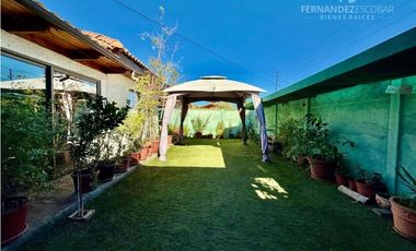 SAN ESTEBAN - VENDE CASA 3D 2B 2E - COND. LOS SOLARES