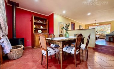 SAN ESTEBAN - VENDE PARCELA CON CASA 5D 4B COND. PAIDAHUEN